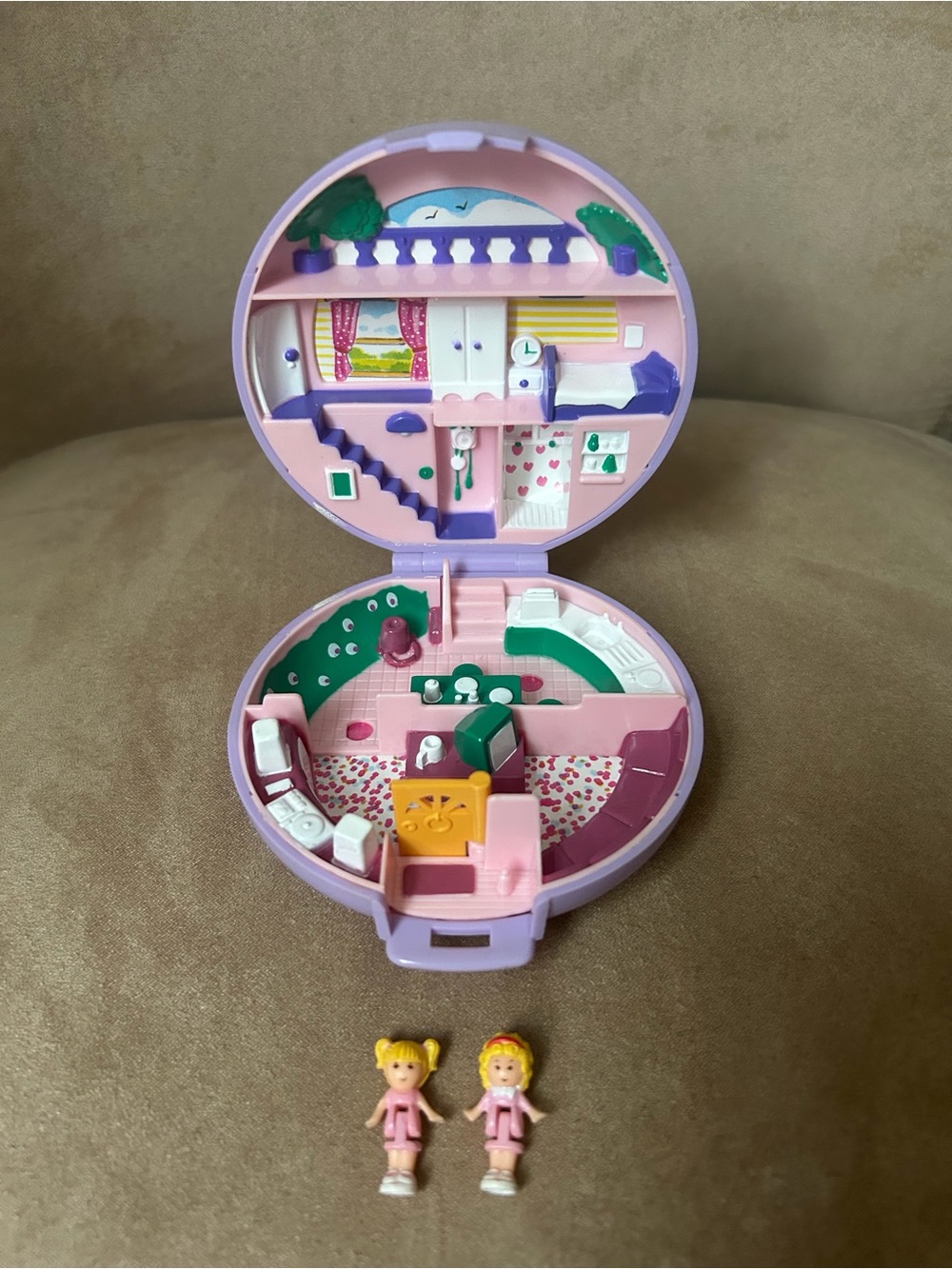 Vintage Bluebird 1989 Purple Apartment Compact Polly Pocket - complete set!